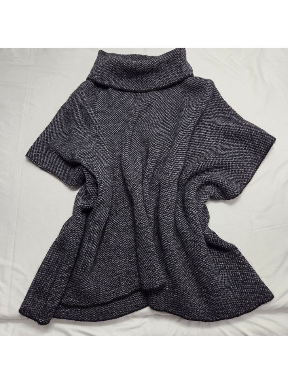 Elisabetta Italy Alpaca Wool Blend Oversized Poncho Cape Size SMALL